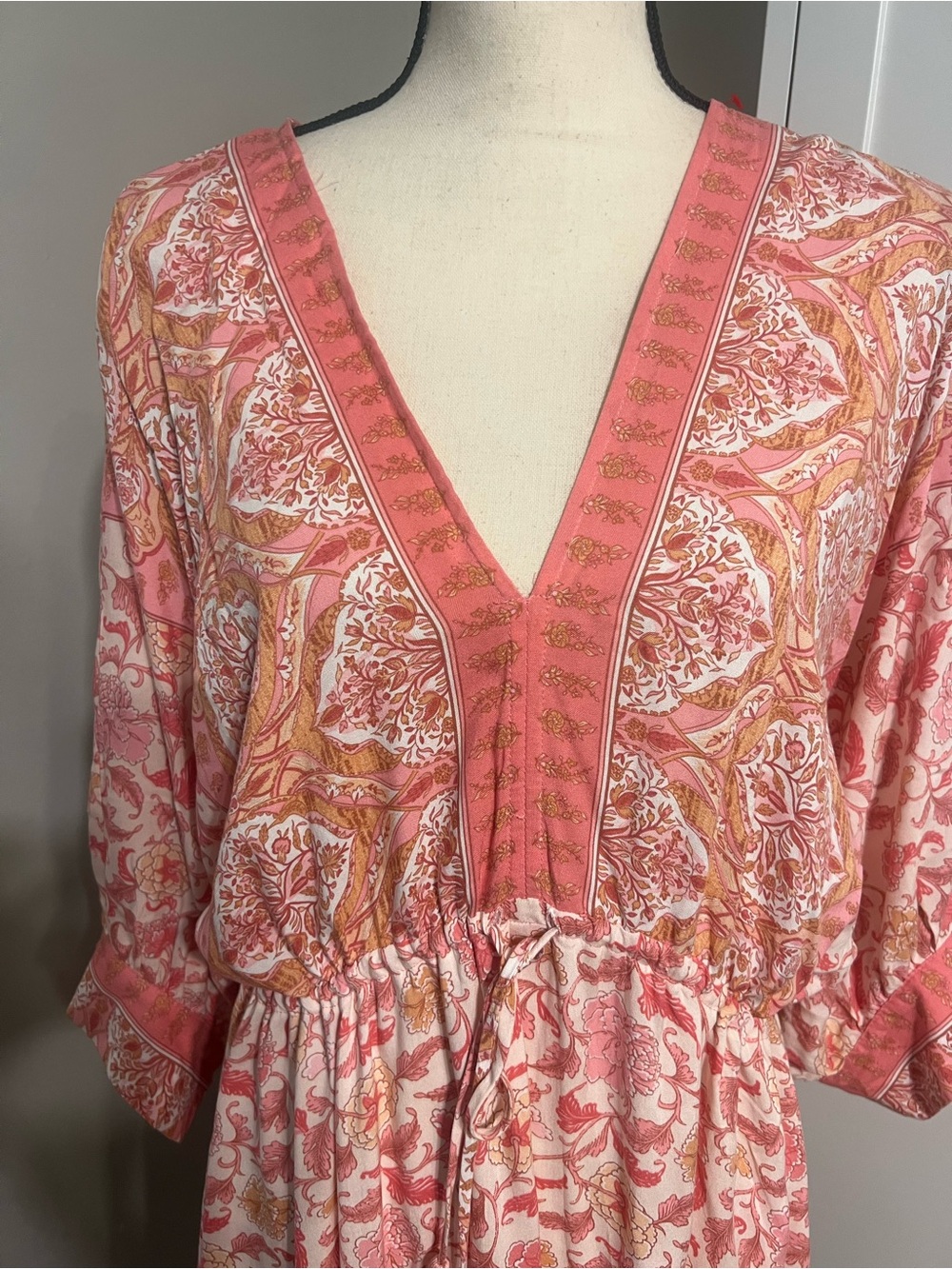 Aakaa Pink Coral Paisley V-Neck Drawstring Mini Dress - Picture 7 of 11